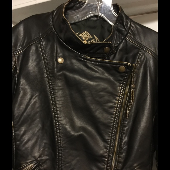 Jacket - Picture 4 of 4