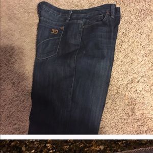 Super cute jeans almost new