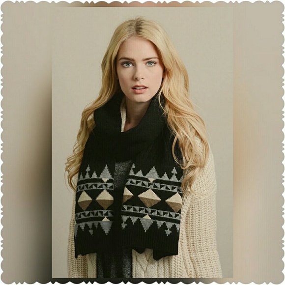 Scarves. NWOT - Picture 3 of 4