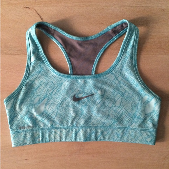 Nike Pro sports bra