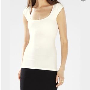 BCBG MaxAzria off-white cap sleeves basic top