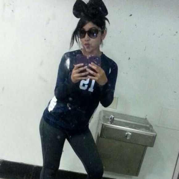 Meet your Posher, Danith