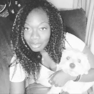 Meet your Posher, Fatima