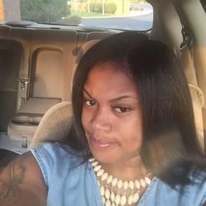 Meet your Posher, Cecily