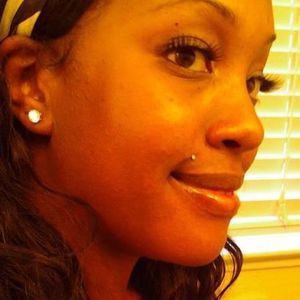 Meet your Posher, Adriana