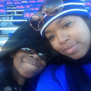 Meet your Posher, Olivia