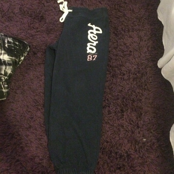 Aero Capri sweatpants