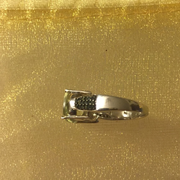 6.21 CTW Genuine Amethyst with green diamonds. - Picture 2 of 3