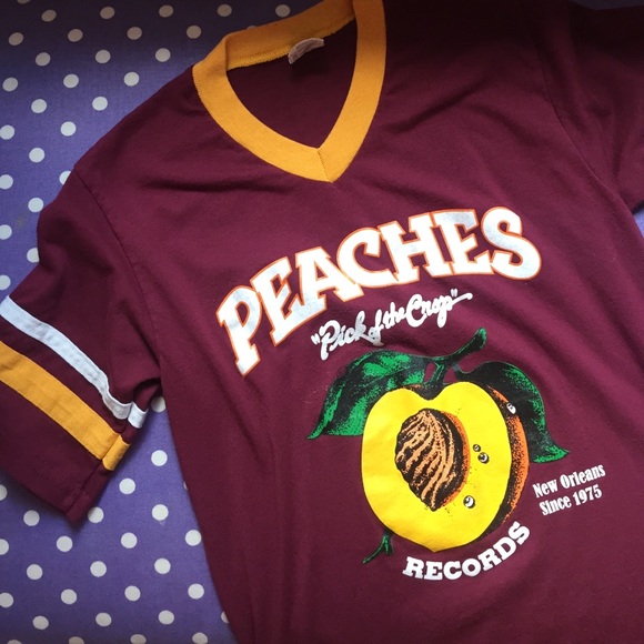 Authentic peaches tee