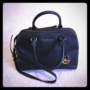 Michael Kors black crossbody tote bag