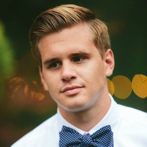 Meet your Posher, Dakota