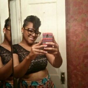 Meet your Posher, Paris