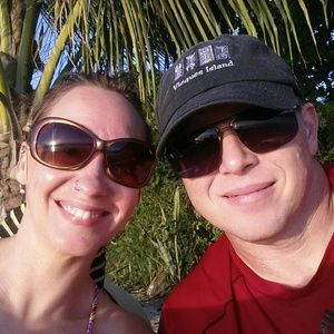 Meet your Posher, April