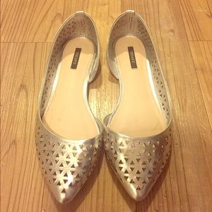 Silver flat shoes