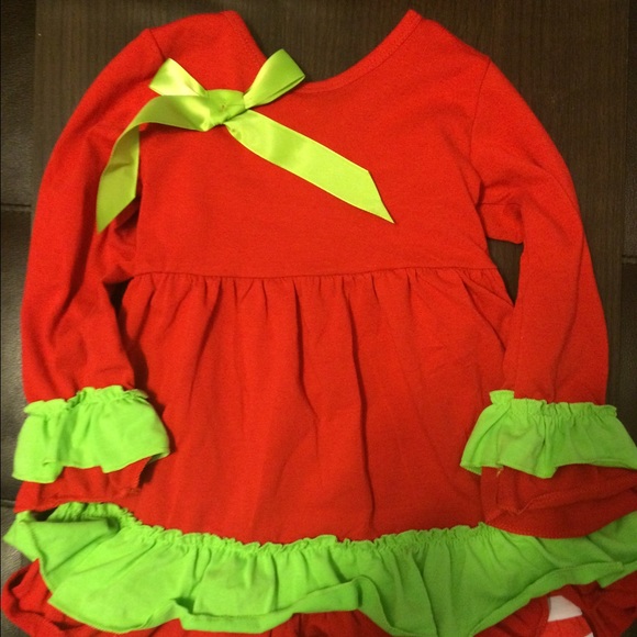 Boutique Christmas outfits 12mo,18mo and 2t!!!