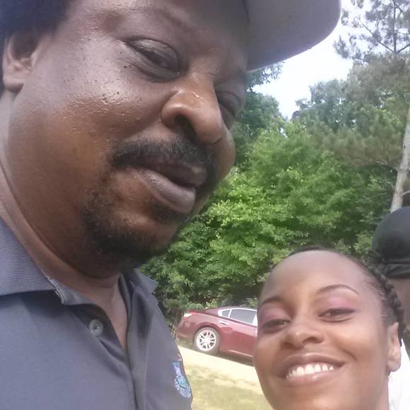 Meet your Posher, Cassandra - Picture 1 of 1