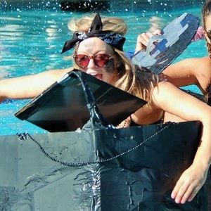 Meet your Posher, Quincey