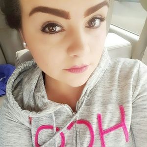 Meet your Posher, Gisela