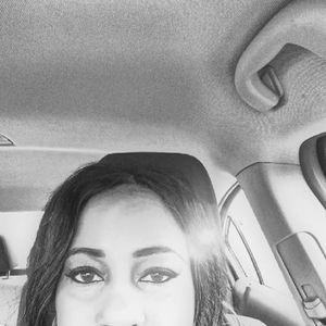 Meet your Posher, Deedee