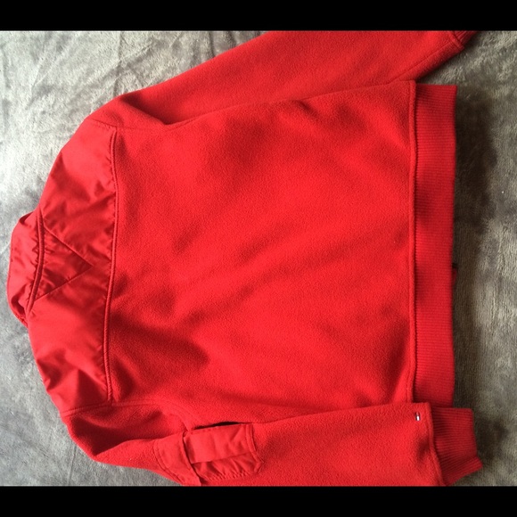 Adorable fleece Tommy Hilfiger red jacket - Picture 2 of 4