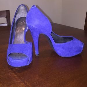 Jessica Simpson pumps