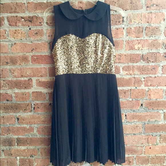 Sequined Dress with Collar - Picture 2 of 4