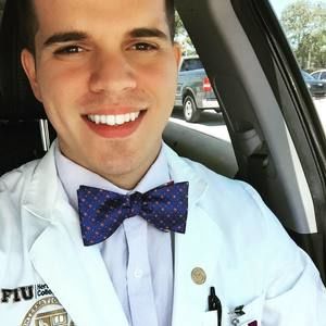 Meet your Posher, Efren