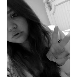 Meet your Posher, Alyssa