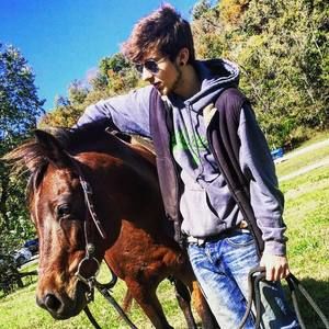 Meet your Posher, Daniel