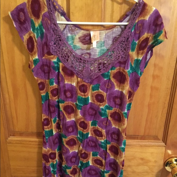Rue 21 top