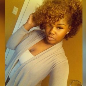 Meet your Posher, Toniaa