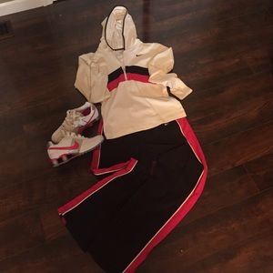 Nike apparel jogging outfit