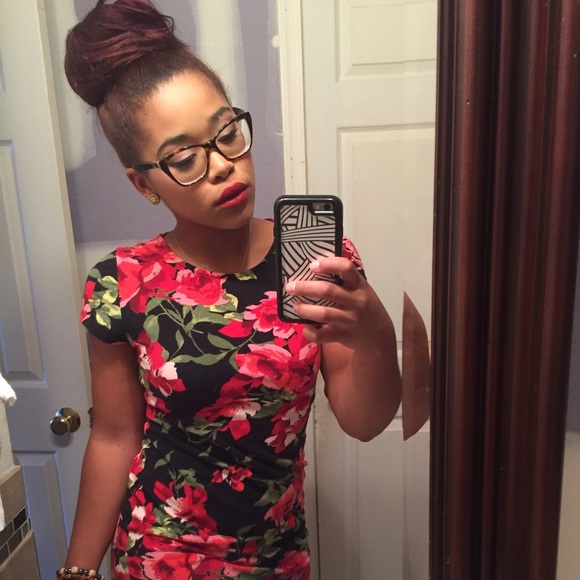 Meet your Posher, Angelique