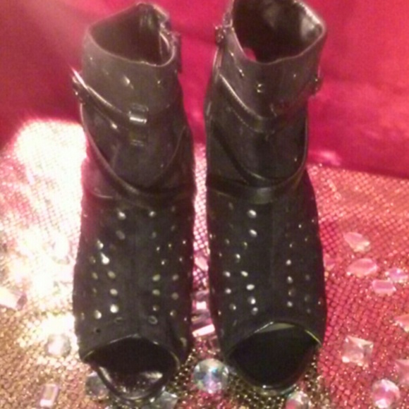 Black Studded Heels - Picture 2 of 4