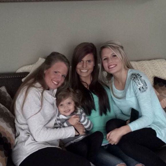 Meet your Posher, Olivia