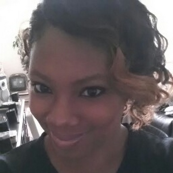 Meet your Posher, Tajia