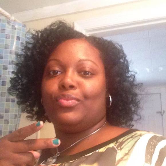 Meet your Posher, Ebony
