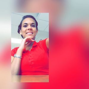 Meet your Posher, Daniela