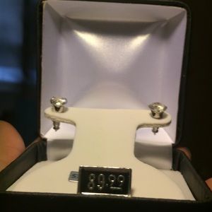 ❣.99 shipping on all price drops!❣