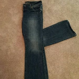 American eagle jeans!