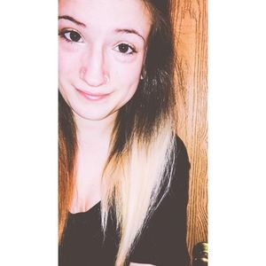 Meet your Posher, Lyssa