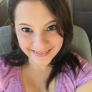 Meet your Posher, Ana