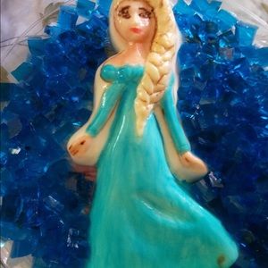 Meet your Posher, Maricela