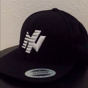 NVR MND New Hook Snapback Unisex