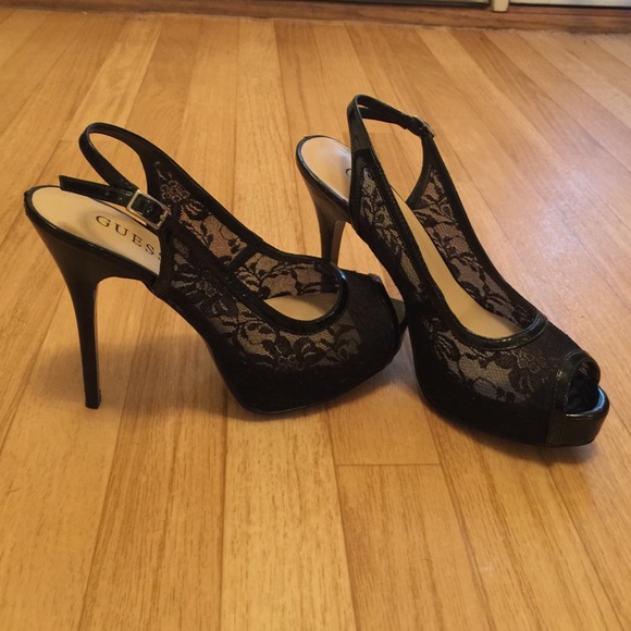 Gorgeous GUESS Lace Peep-Toe Pumps - Picture 2 of 4