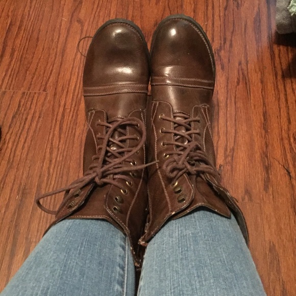 Brand new combat boots NWOT - Picture 1 of 2