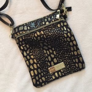 Betsy Johnson Cross body