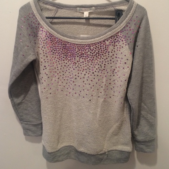 Love and fire Gray and pink sweater