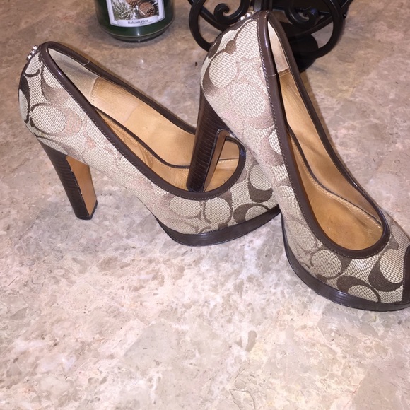 Original like new Coach Shoes