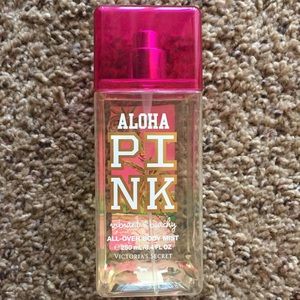 VS Pink vibrant & beachy body mist